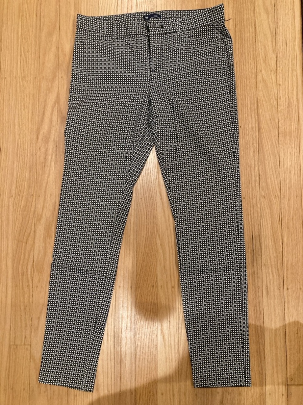 GAP Black and White Geometric Slim City Pants